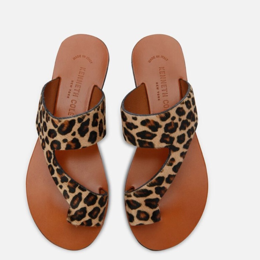 Kenneth Cole Palm Toe Ring Sandals - Picture 2 of 5